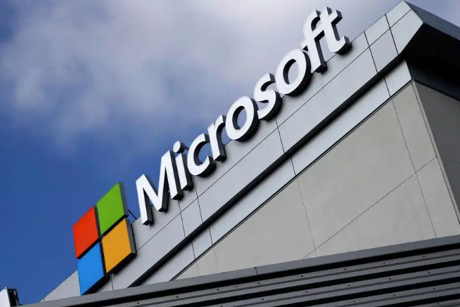 White House Bars Microsoft From Foreign Worker Hitting