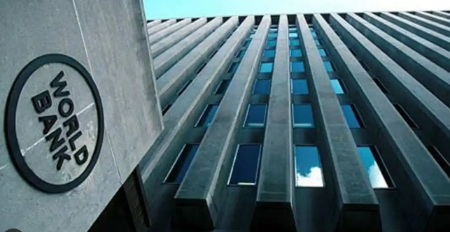 Nigeria Economy Expands 4.2% as State Revenues Rise