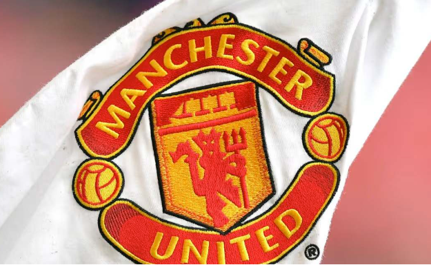 Manchester United Debt Tops £1bn Despite Record Revenue