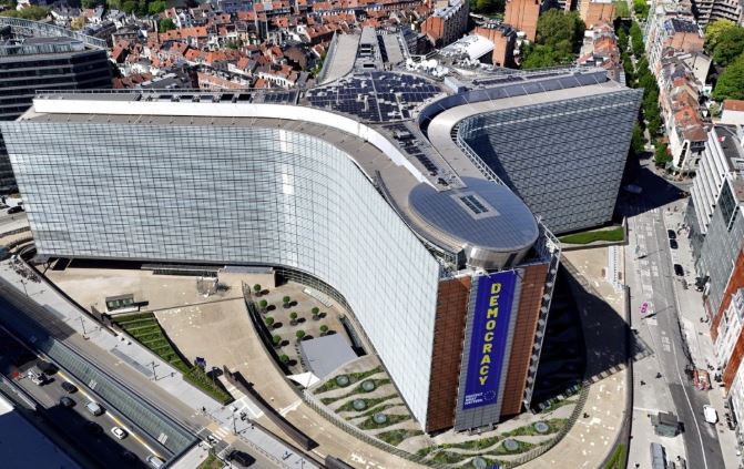 Brussels Issues Operational Guidance on Temporary Protection Rules for Ukrainians